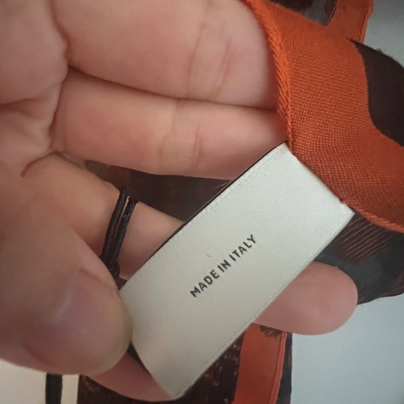 Paul smith leopard scarf - Picture 4 of 6